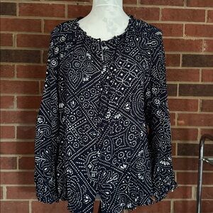 Lucky Brand Blue w/White Dot Pattern Long Sleeve Material Covered Button Down